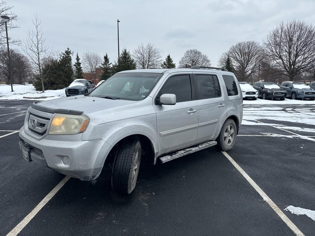 used 2010 Honda Pilot car, priced at $5,757