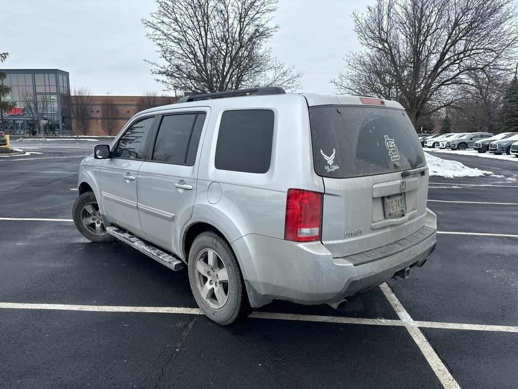 used 2010 Honda Pilot car, priced at $5,757