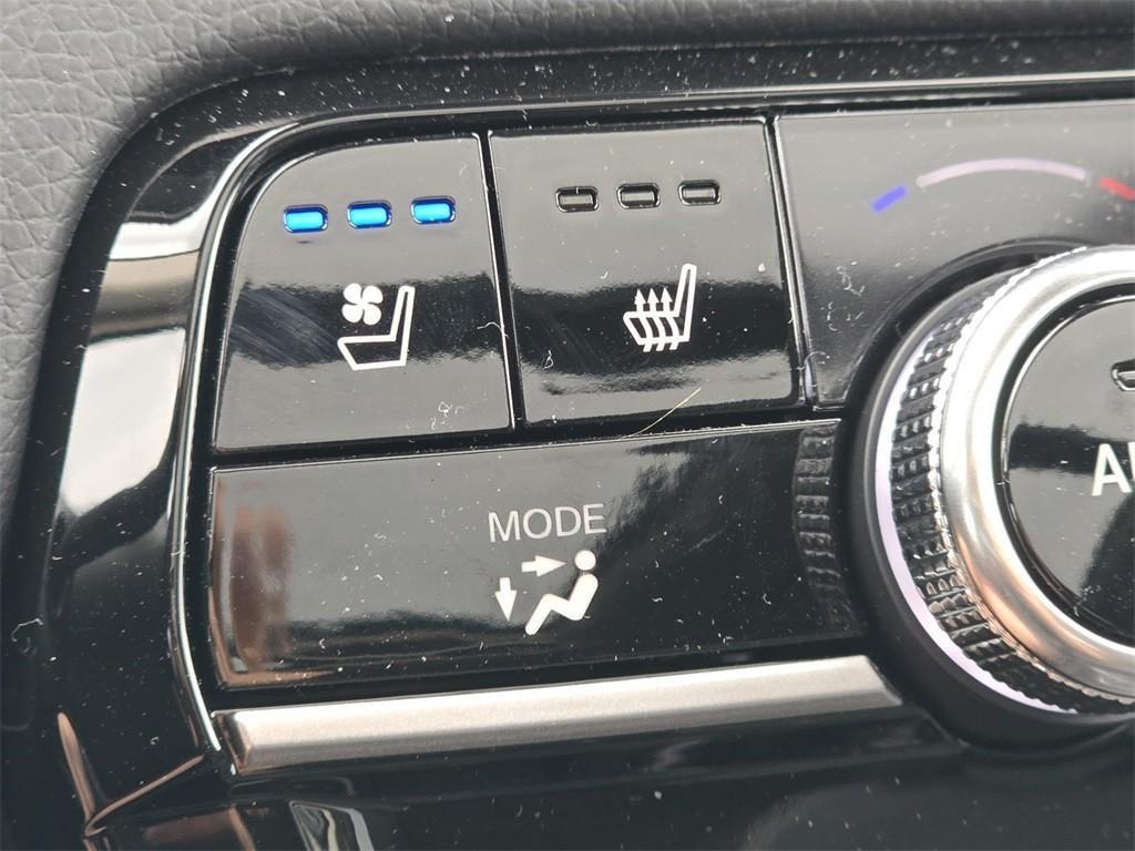 new 2025 Honda Pilot car, priced at $55,750