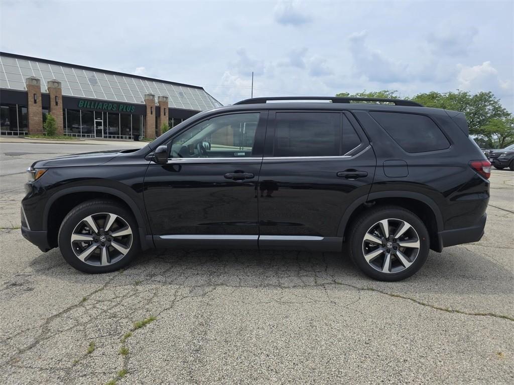 new 2025 Honda Pilot car, priced at $55,750