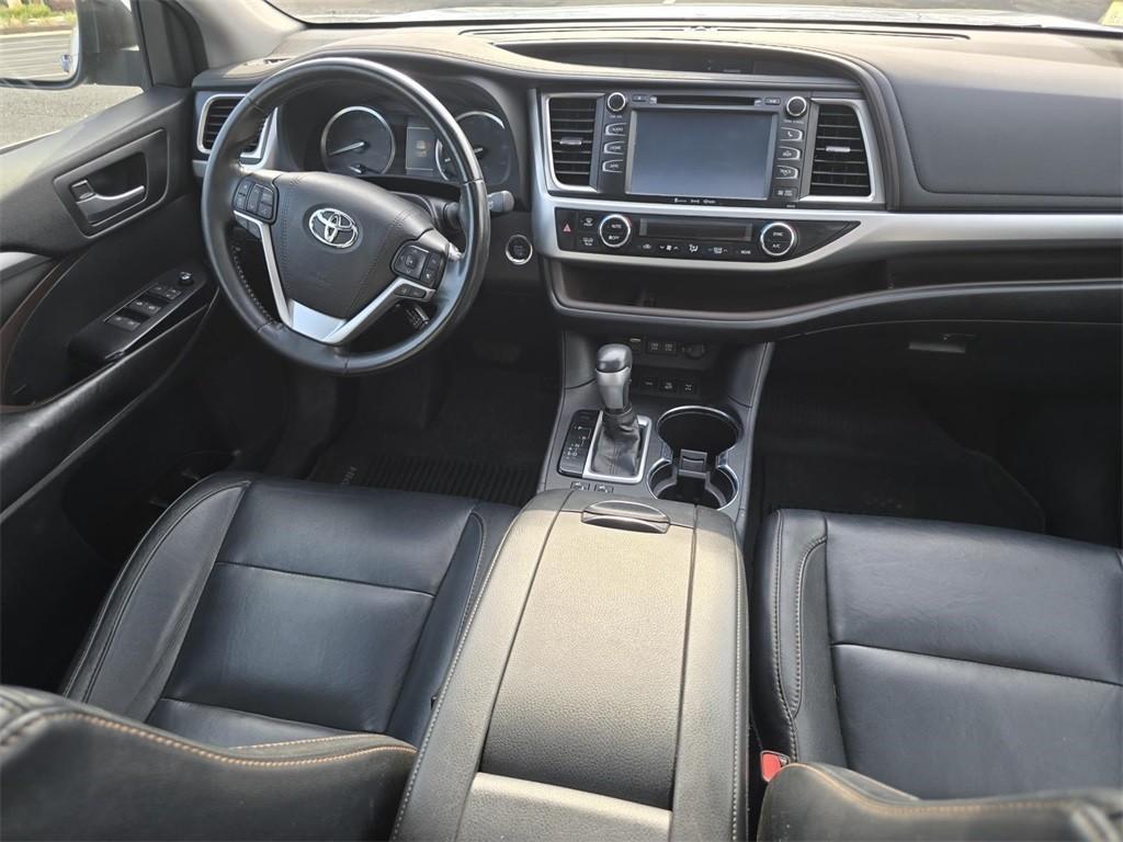 used 2017 Toyota Highlander car, priced at $20,287