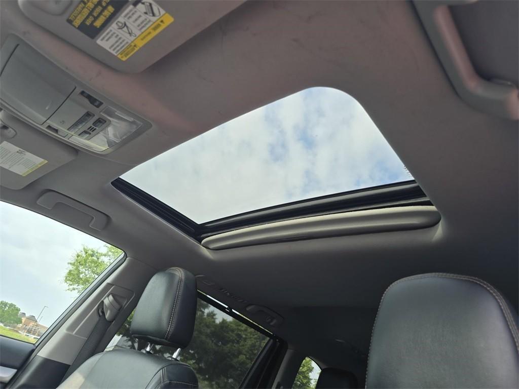 used 2017 Toyota Highlander car, priced at $20,287