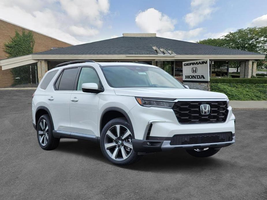 new 2025 Honda Pilot car, priced at $51,450