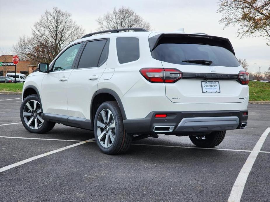 new 2025 Honda Pilot car, priced at $51,450