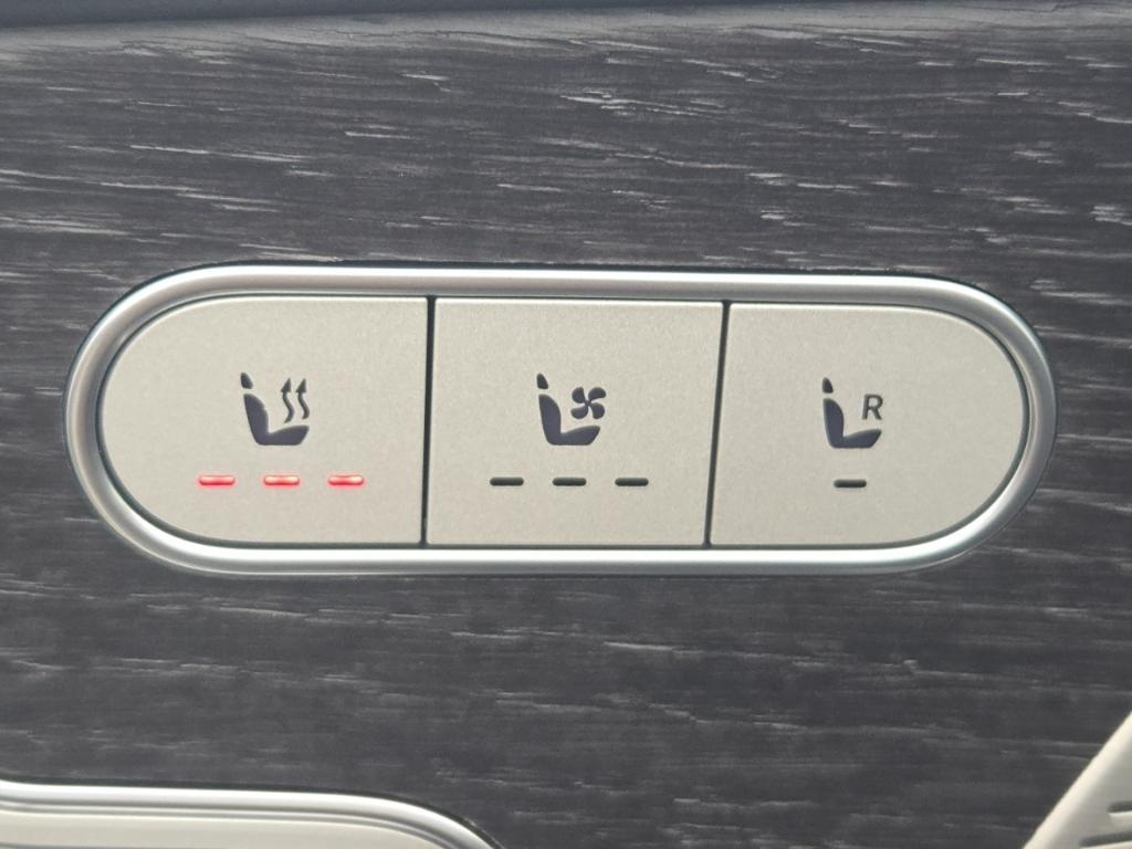 used 2021 Mercedes-Benz C-Class car, priced at $26,997