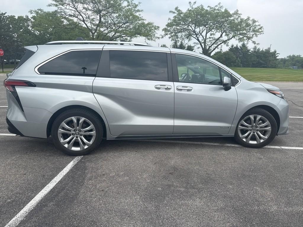 used 2021 Toyota Sienna car, priced at $45,677