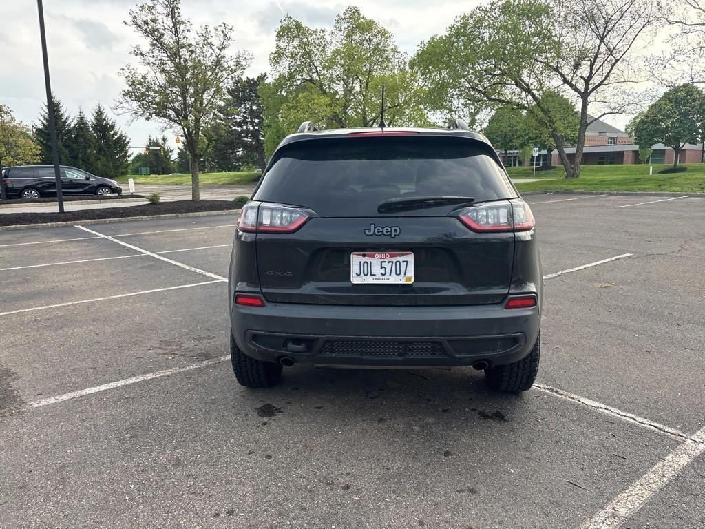 used 2020 Jeep Cherokee car, priced at $15,557