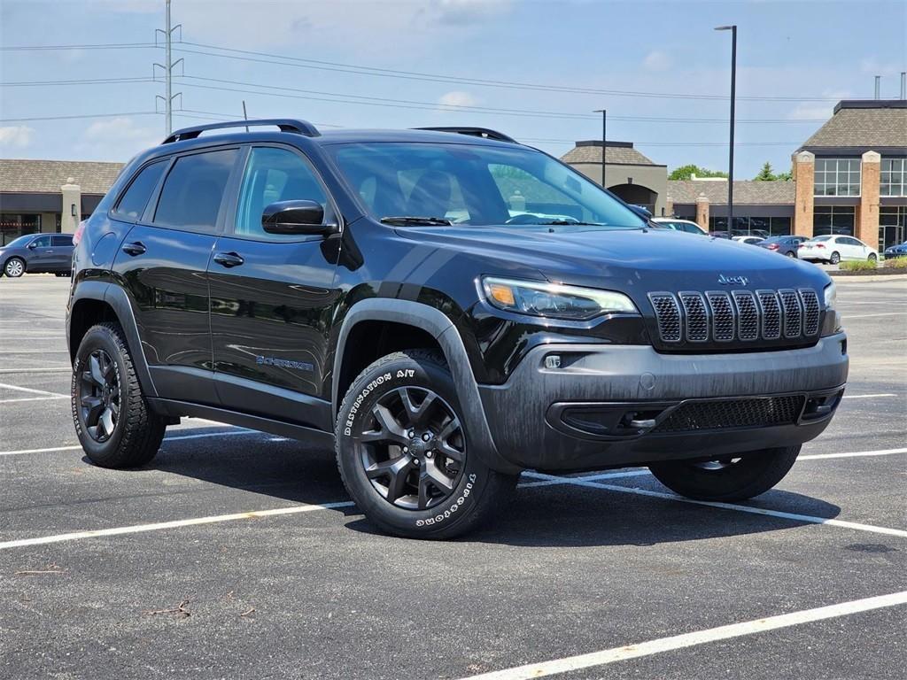 used 2020 Jeep Cherokee car, priced at $13,997