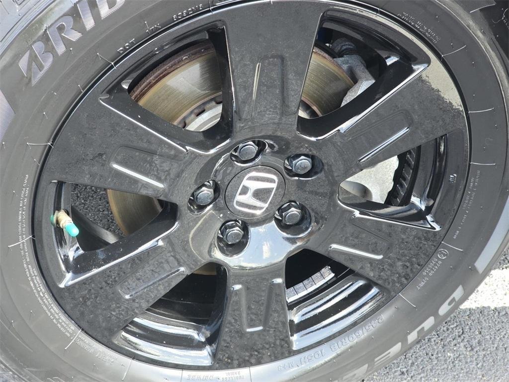 used 2022 Honda Pilot car, priced at $34,997
