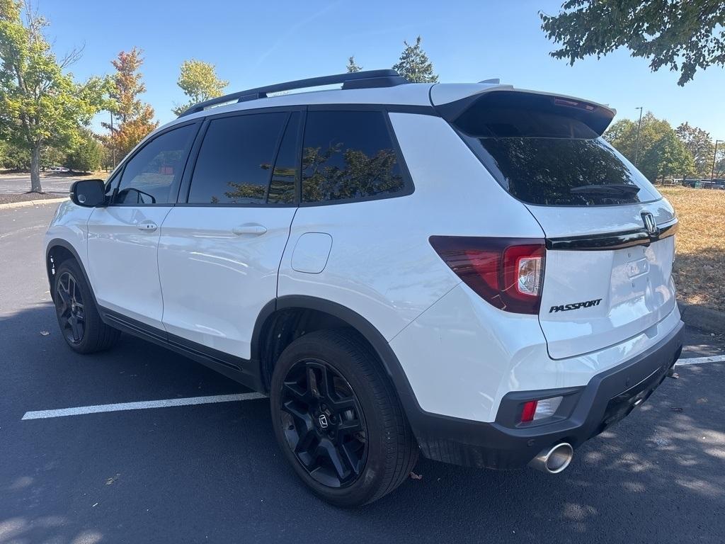 used 2024 Honda Passport car, priced at $37,997
