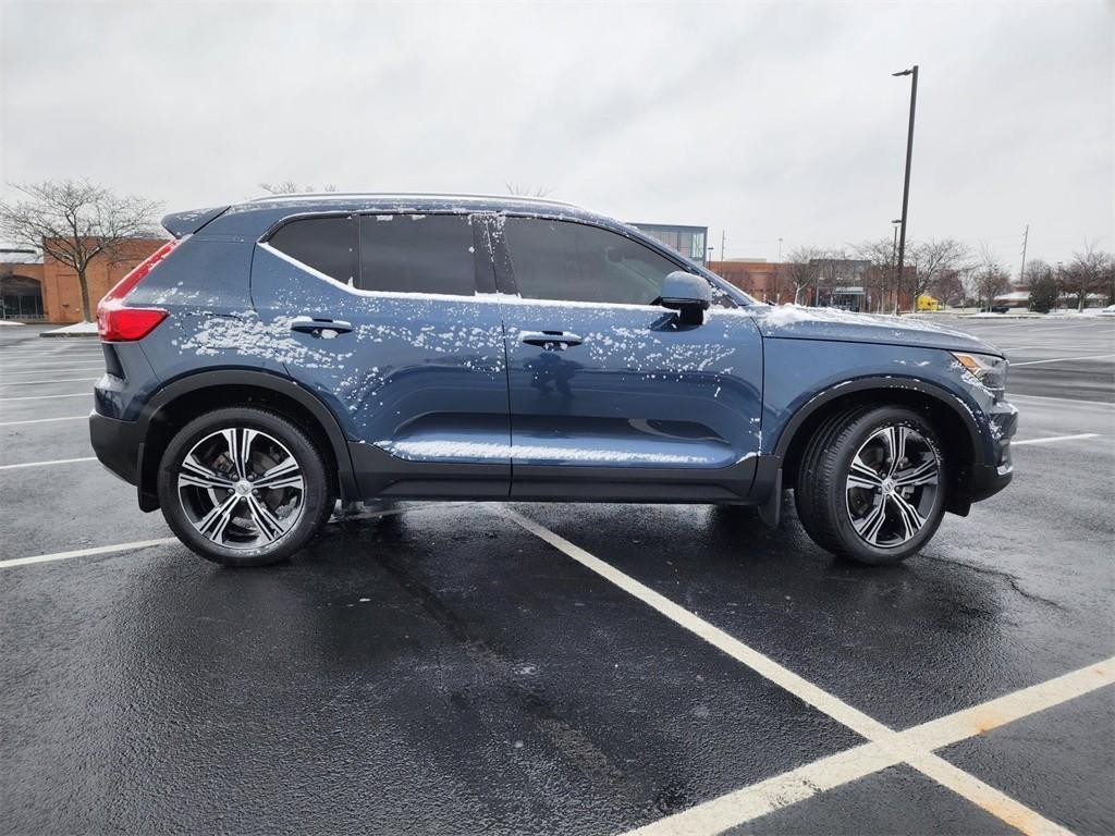 used 2022 Volvo XC40 car, priced at $25,557