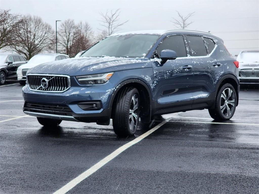 used 2022 Volvo XC40 car, priced at $25,557