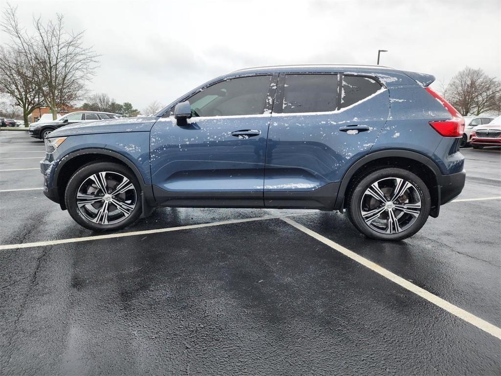 used 2022 Volvo XC40 car, priced at $25,557