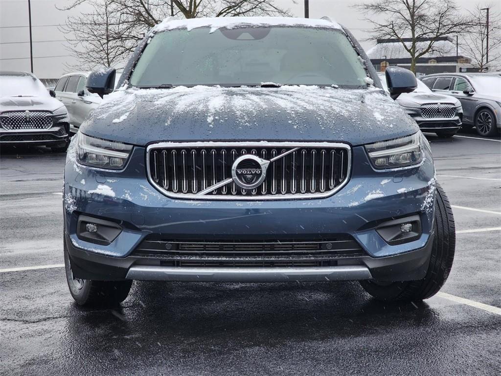 used 2022 Volvo XC40 car, priced at $25,557