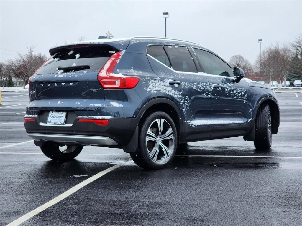 used 2022 Volvo XC40 car, priced at $25,557