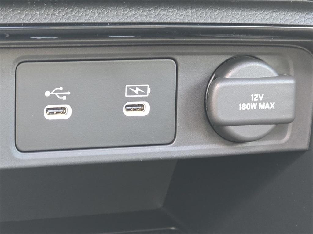 new 2026 Honda CR-V Hybrid car, priced at $40,705