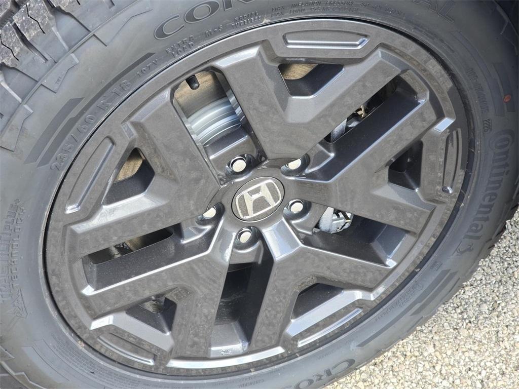 new 2026 Honda CR-V Hybrid car, priced at $40,705