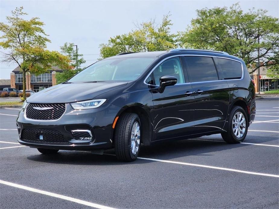 used 2021 Chrysler Pacifica car, priced at $29,887