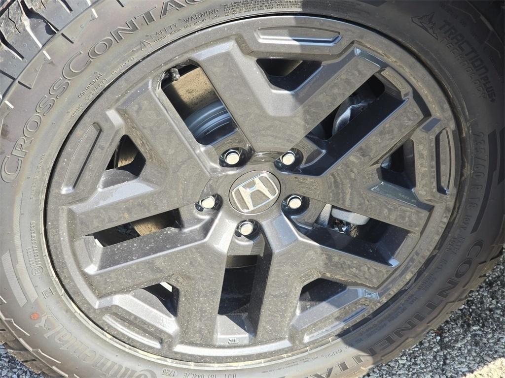 new 2026 Honda CR-V Hybrid car, priced at $40,705