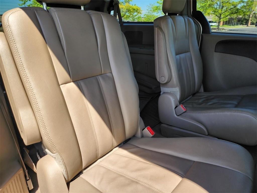 used 2014 Chrysler Town & Country car, priced at $6,887