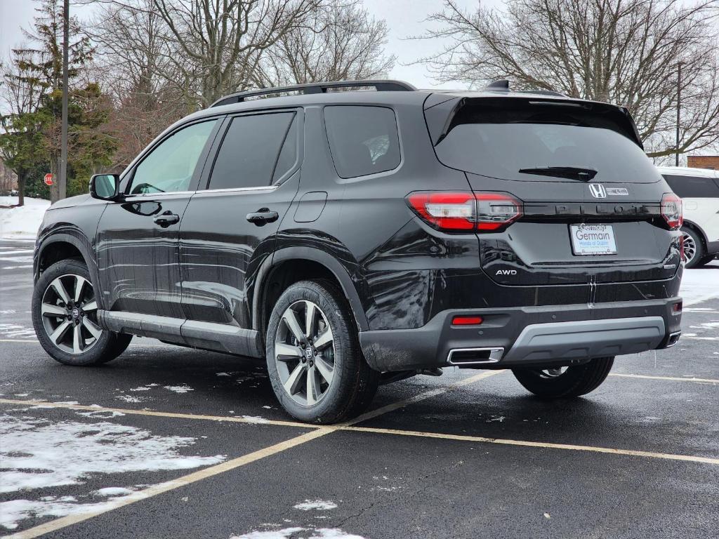 new 2025 Honda Pilot car, priced at $50,995