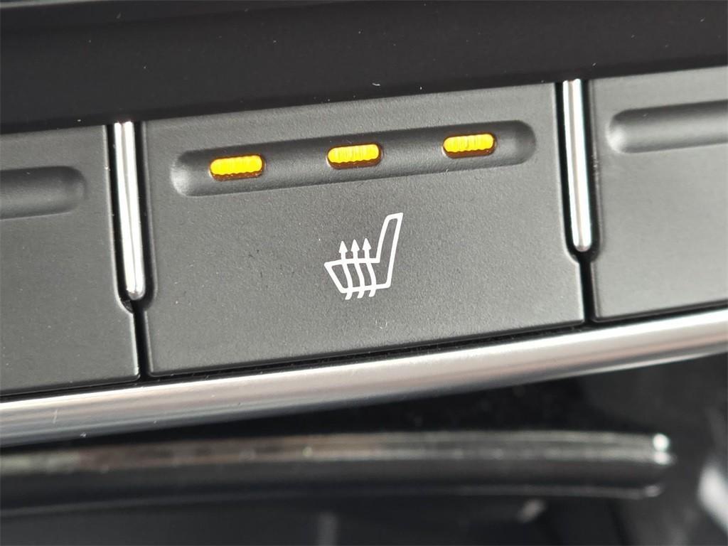 used 2019 Kia Sorento car, priced at $18,697