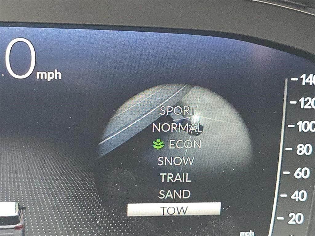 new 2025 Honda Pilot car, priced at $54,985
