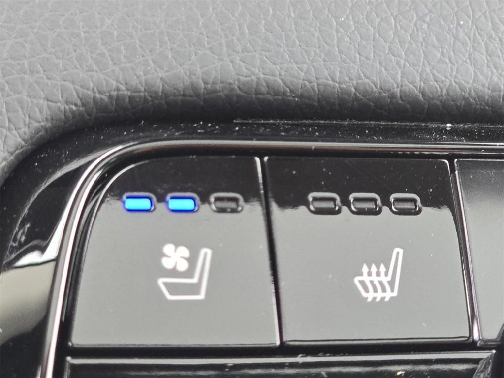 new 2025 Honda Pilot car, priced at $54,985