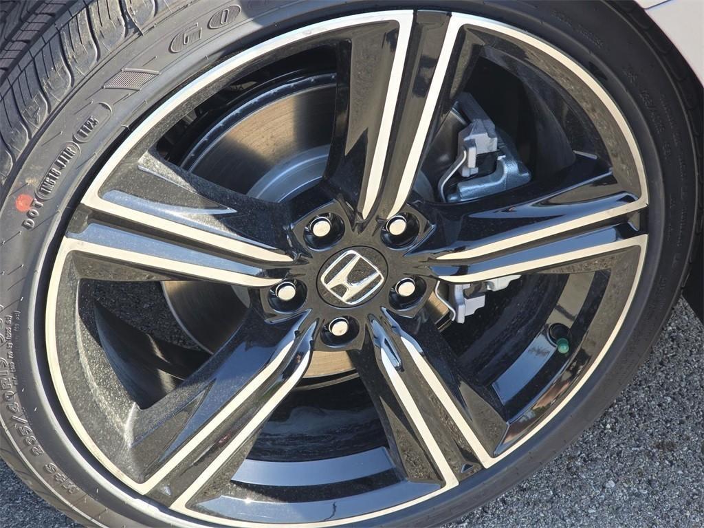 new 2025 Honda Accord Hybrid car, priced at $34,805
