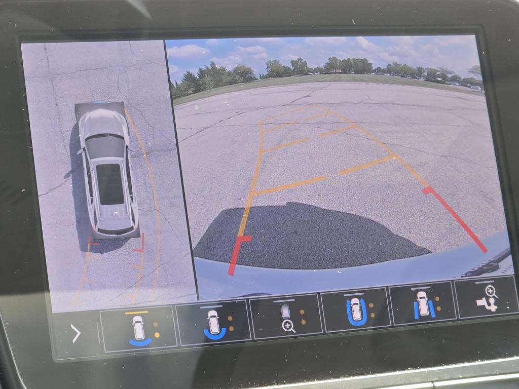 used 2020 Chevrolet Equinox car, priced at $20,264