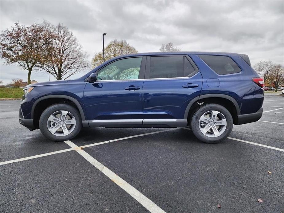 new 2025 Honda Pilot car, priced at $47,725