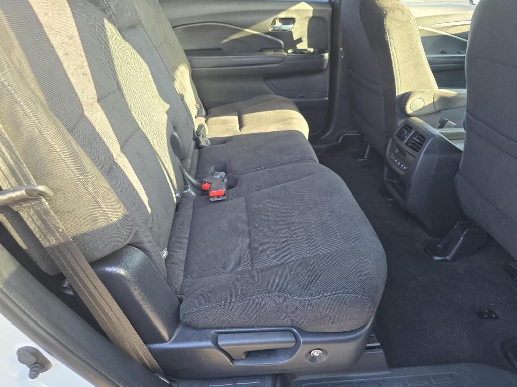 used 2022 Honda Pilot car, priced at $29,797