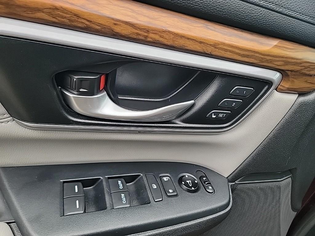 used 2017 Honda CR-V car, priced at $17,899