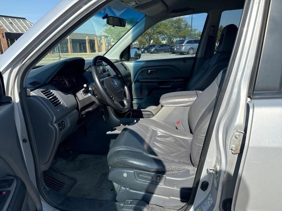 used 2003 Honda Pilot car, priced at $5,497