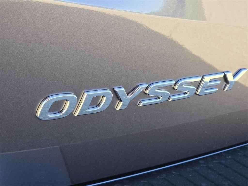 new 2026 Honda Odyssey car, priced at $44,290