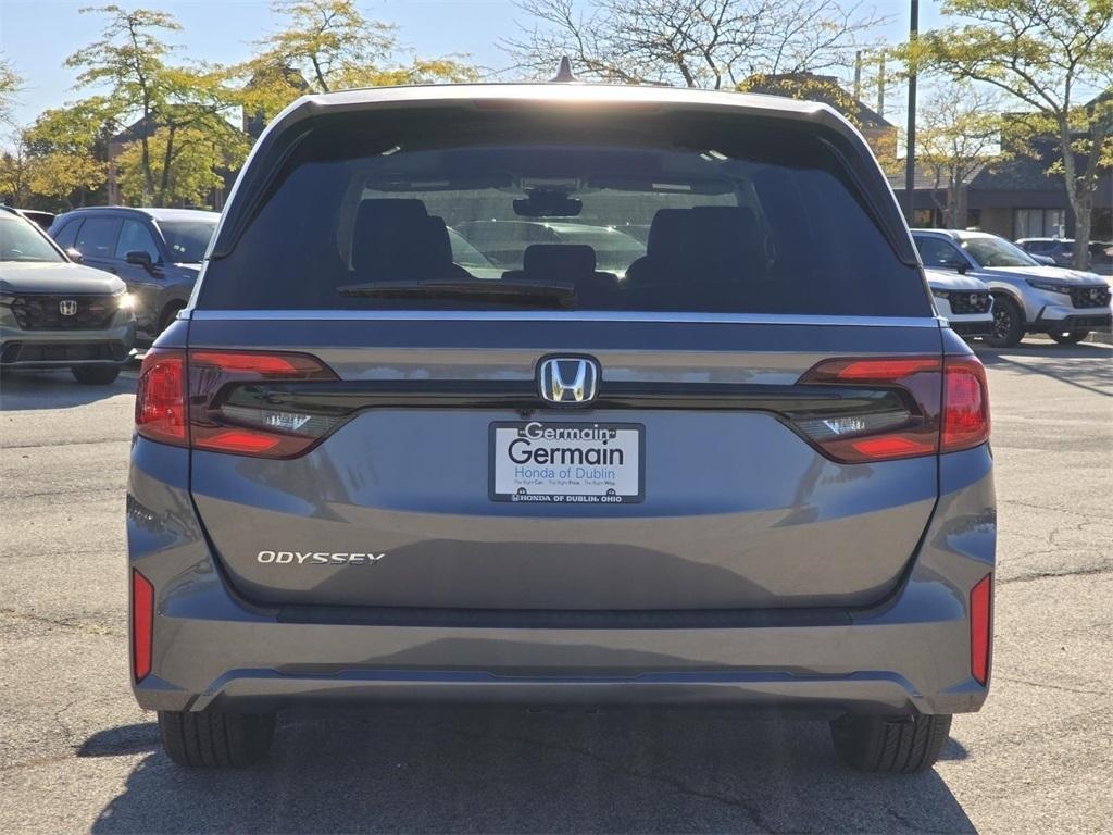 new 2026 Honda Odyssey car, priced at $44,290