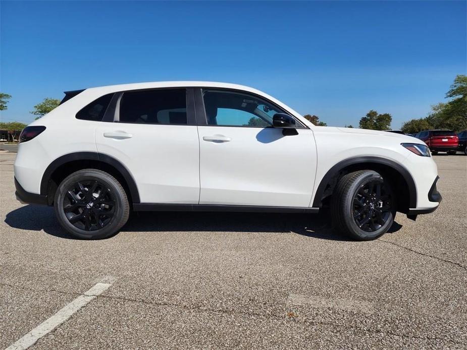 new 2025 Honda HR-V car, priced at $30,505