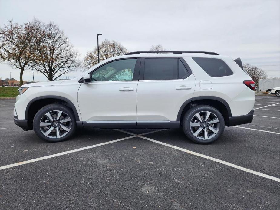 new 2025 Honda Pilot car, priced at $51,450