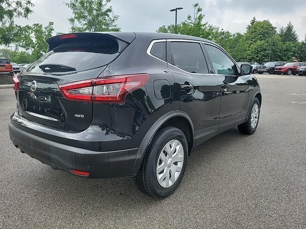 used 2020 Nissan Rogue Sport car, priced at $19,337