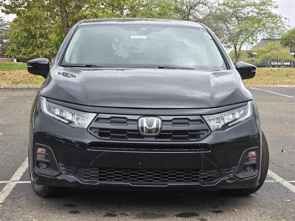 new 2026 Honda Odyssey car, priced at $44,290