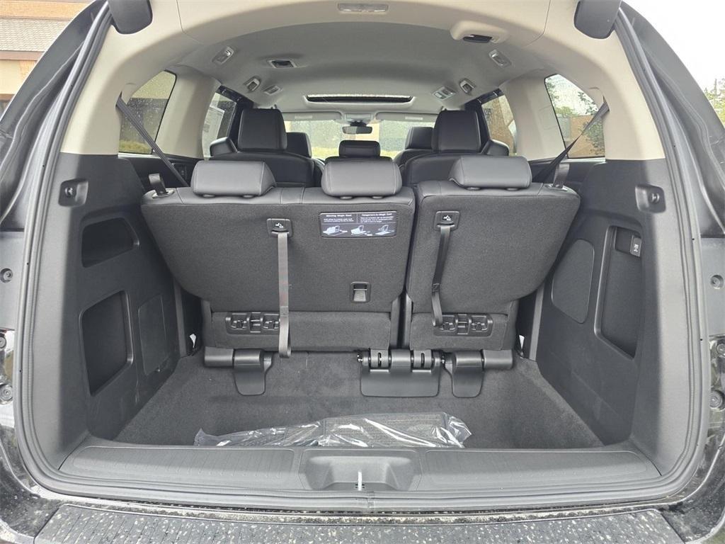 new 2026 Honda Odyssey car, priced at $44,290