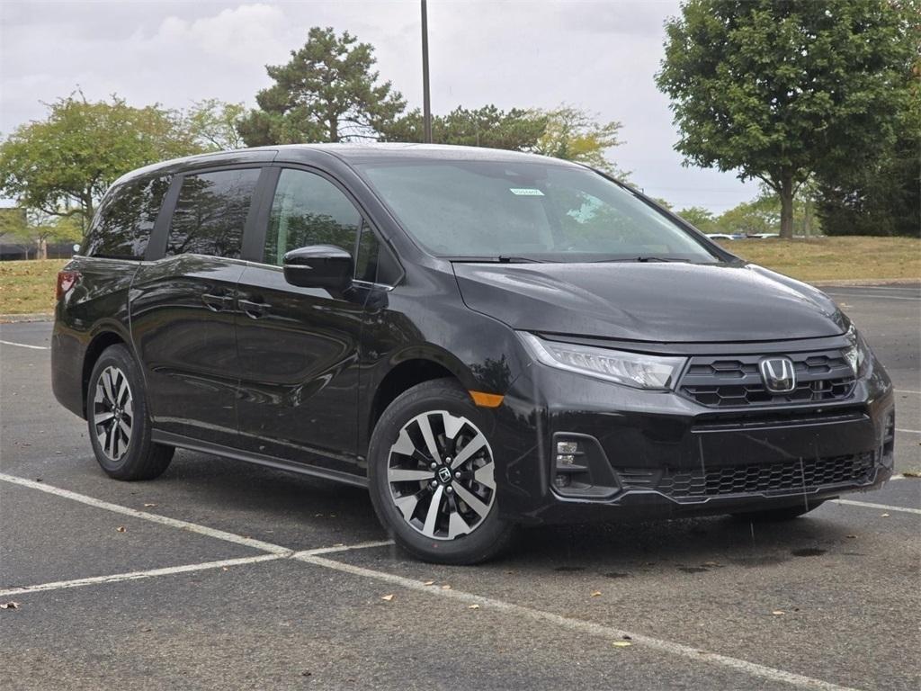 new 2026 Honda Odyssey car, priced at $44,290