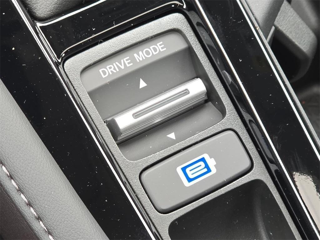 new 2025 Honda Accord Hybrid car, priced at $40,699