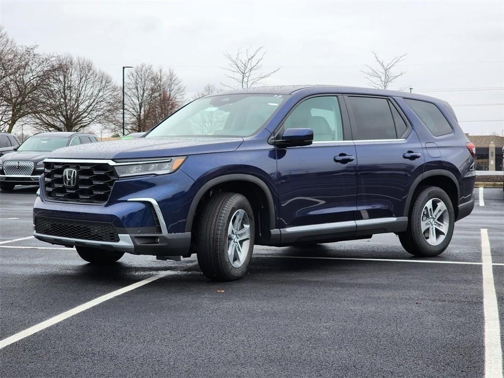 new 2025 Honda Pilot car, priced at $47,745