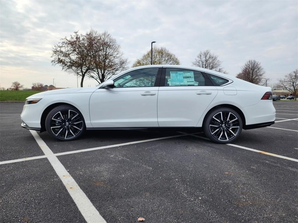 new 2025 Honda Accord Hybrid car, priced at $40,350