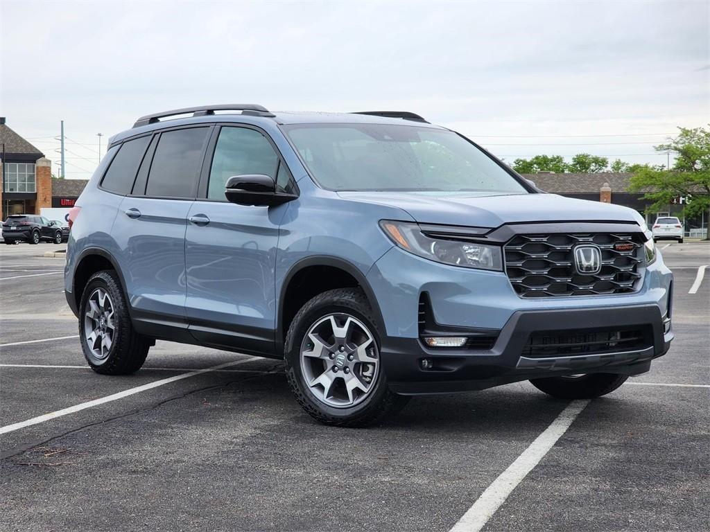used 2022 Honda Passport car, priced at $35,000