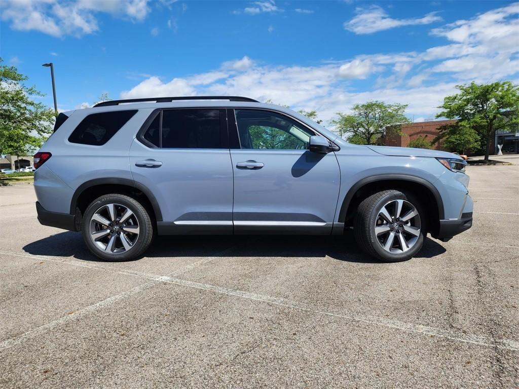 new 2025 Honda Pilot car