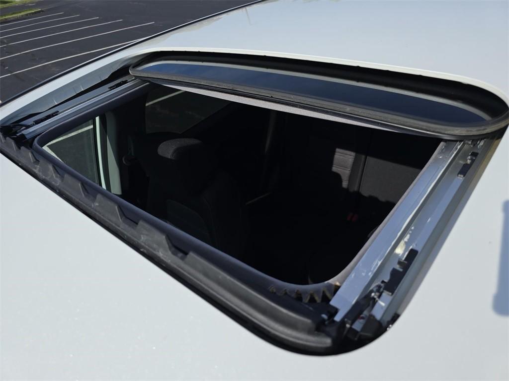 used 2022 Honda CR-V car, priced at $27,397