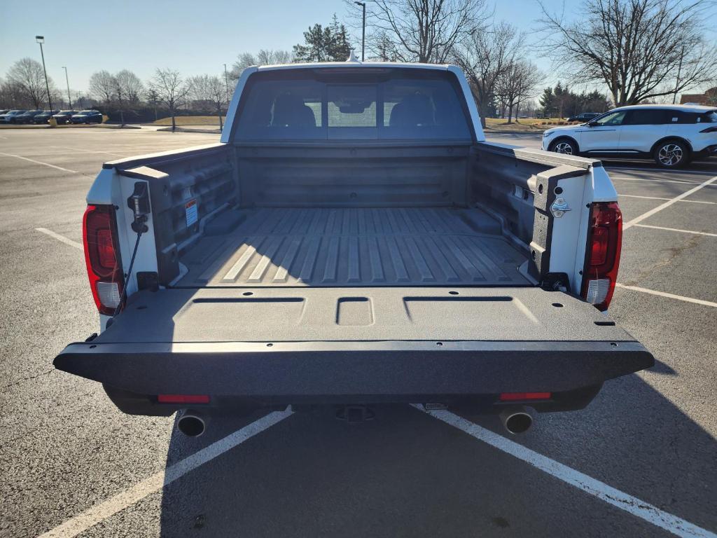 used 2023 Honda Ridgeline car, priced at $33,000