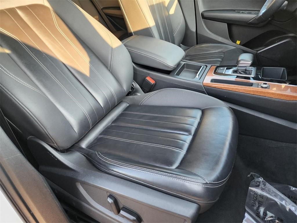 used 2021 Audi Q5 car, priced at $22,757